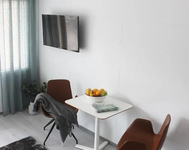 アパート Forenom Serviced Jokiniemi ヴァンター